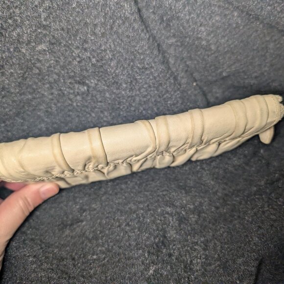 Authentic Prada Tufted Leather Zip Wallet with Original Authenticity Card - Picture 2 of 9